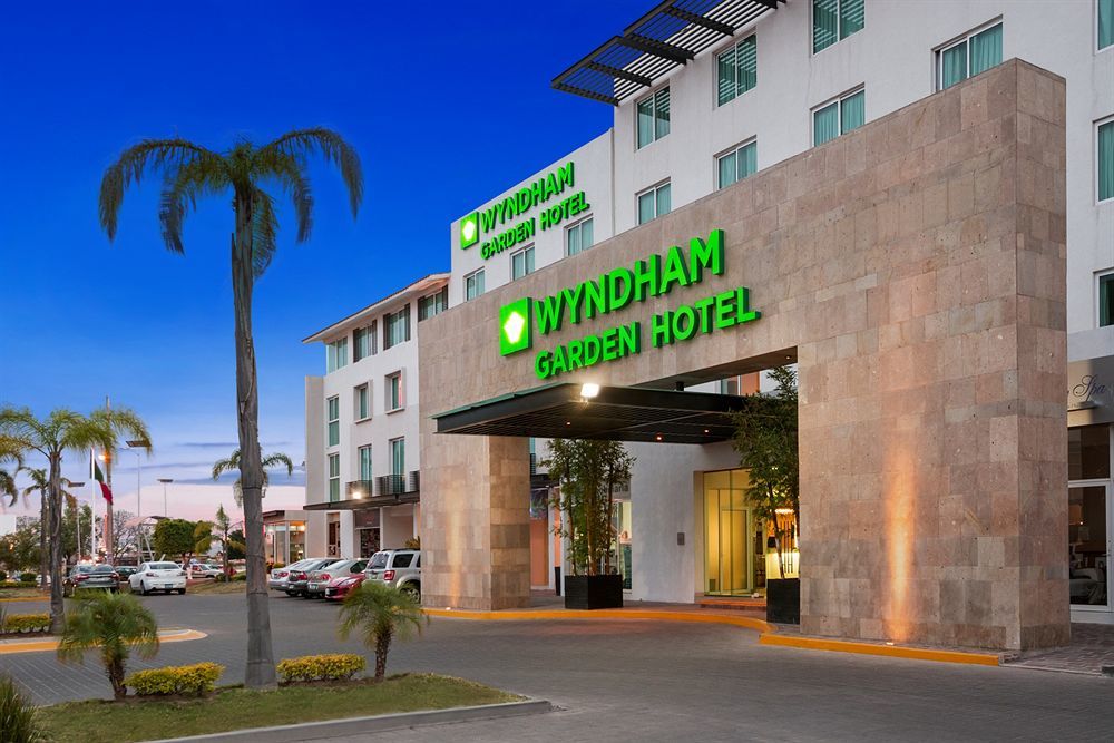 Hotel Express Mexico Plaza Irapuato Exterior photo