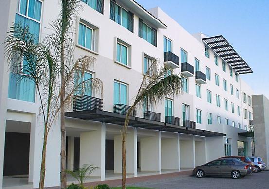 Hotel Express Mexico Plaza Irapuato Exterior photo